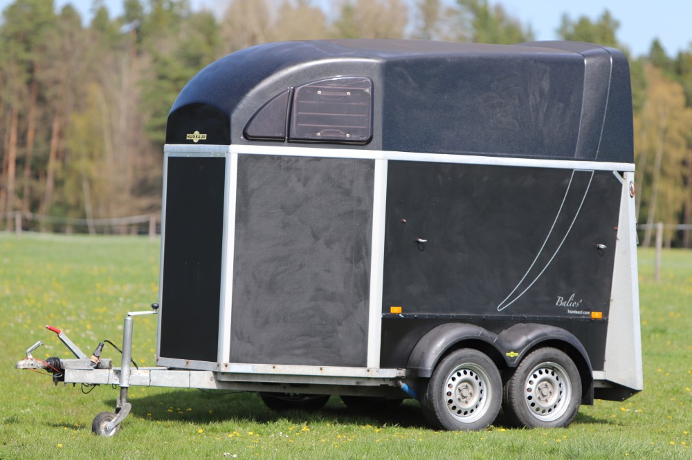 Přepravník koní Humbaur Balios