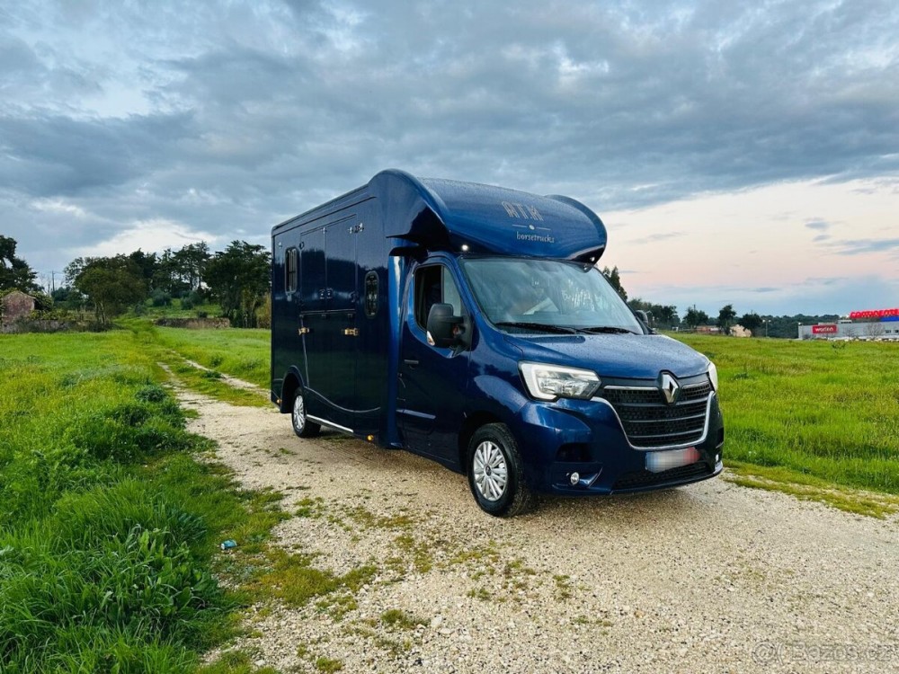 Luxusní Renault Master prémiové značky ATM